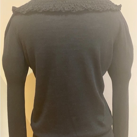 Givenchy sweater - Picture 2 of 10